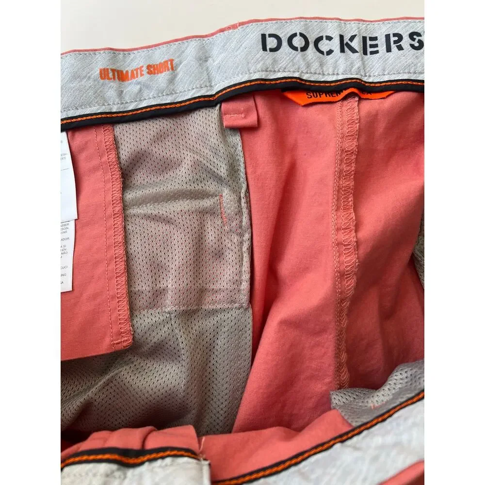 Dockers Straight Flat Front Salmon Khaki Chinos Ultimate Shorts Size 40 JL